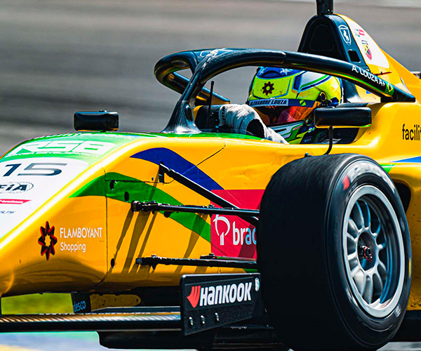 Alexandre Louza disputa etapa da F4 CEZ Championship na Hungria